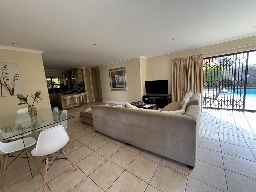 To Let 3 Bedroom Property for Rent in Summerstrand Eastern Cape